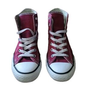 Size 2 Converse Chuck Taylor All Star High Top Maroon Youth Sneakers